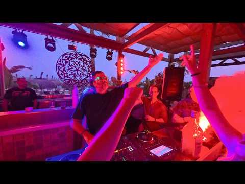 Wally Lopez | BBQ Radio Show 302 | Physical Radio