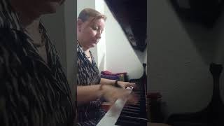 &quot;I did something bad&quot; • Taylor Swift🎹🎵🎶♥️ #shorts #TaylorSwift #Byear#piano #pianist #musician