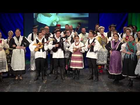 Dobar večer stara mila majko