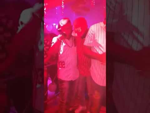 El dúo del sonido en vivo  cumple años súper moreno