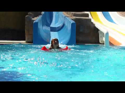 Nele beim Rutschen !