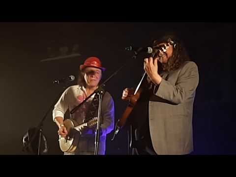 "Lá Vem o Brasil Descendo a Ladeira" ARMANDINHO & MORAES MOREIRA Teatro Prudential Rio 11/07/2019