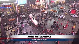 FNN: R. Kelly Watch Following Indictment; Oval Officer Newser; Houston Police Chase