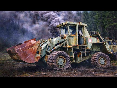 Starting a BRUTAL Big MACHINE | Massive Diesel Engine & Thick Smoke