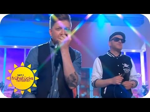 Nico Suave und Flo Mega - "Gedicht" (live) | SAT.1 Frühstücksfernsehen