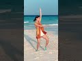 Vedhika Dance For Arabic Kuthu