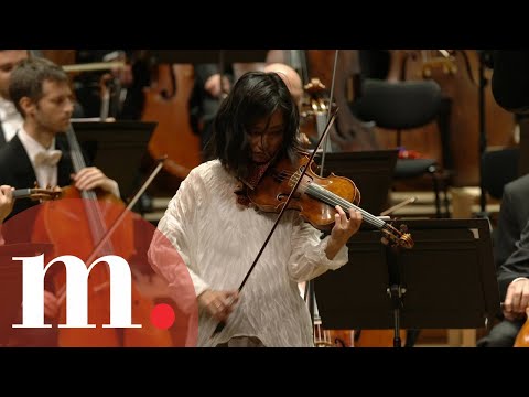 Sayaka Shoji 庄司 紗矢香 with Lahav Shani perform Sibelius's Violin Concerto in D Minor, Op 47