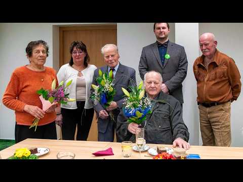 🎁 Oslava jubilantů v Krásné: Radost, dary a lidové písně! │ #Beskydy.TV │  @BeskydskaTelevize
