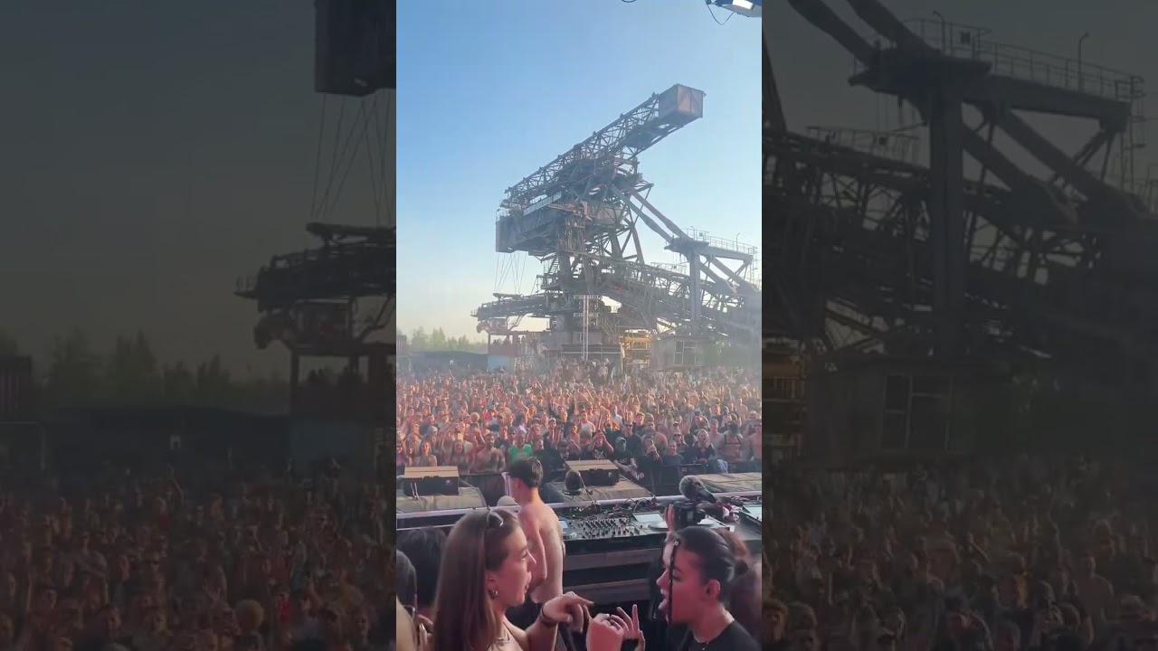 I think it’s one of the best festivals!  w/ @FantasM  at  Hive Festival