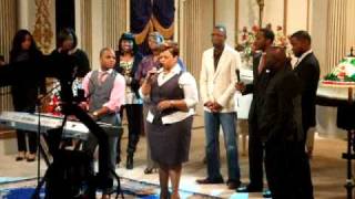 Kirk Franklin, Rickey Smiley, and Tamela Mann - Now Behold the Lamb
