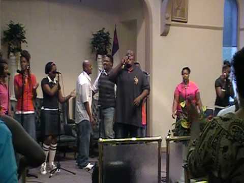 Minister Jarron Taylor & The Cross Bearing Nation/We Come To Glorify Him