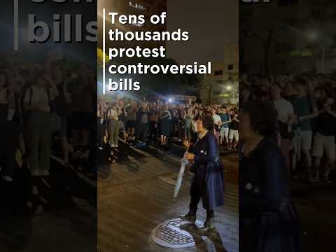 Tens of thousands protest controversial bills in Taipei