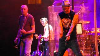 Gin Blossoms-Folsom Prison Blues-LIVE at The Wolf Den at Mohegan Sun 8/11/2017
