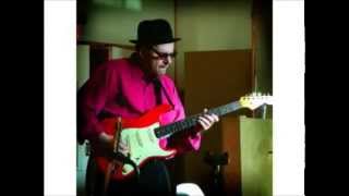 Ronnie Earl & The Broadcasters - I Met her On That Train