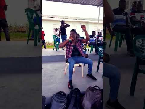 Always on the beat Freestyling paper cypher MC international