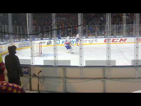 Helsinki Ice Challenge 2.12.2017 Warming up