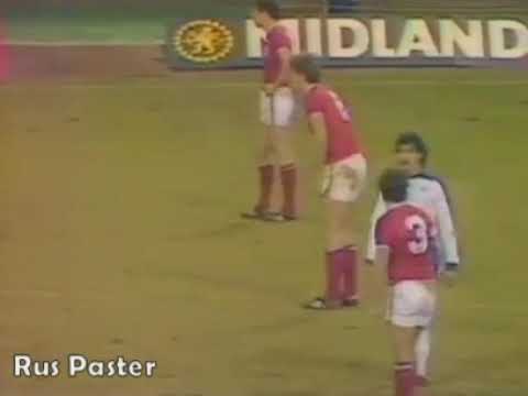 EURO-1984. Qualifiers. Group 3. England - Greece. Highlights.