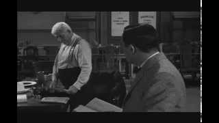 Spencer Tracy in Inherit the Wind - Ending