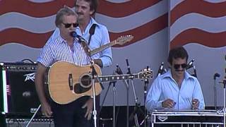 George Jones - The One I Loved Back Then (Live at Farm Aid 1986)