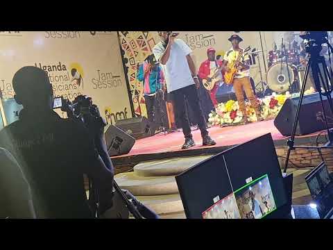 Gwegula by kfanz and (live session)