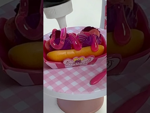 Vídeo relacionado con Cápsula Mini Brands Create Disney Snacks Serie 1 de ZURU, minis coleccionables, Paquete Oculto Misterioso, DIY, Bricolaje, Manualidades, 8+(2 cápsulas)