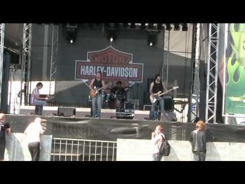 Maks and the Minors Live (Harley Days 2010) Part 1
