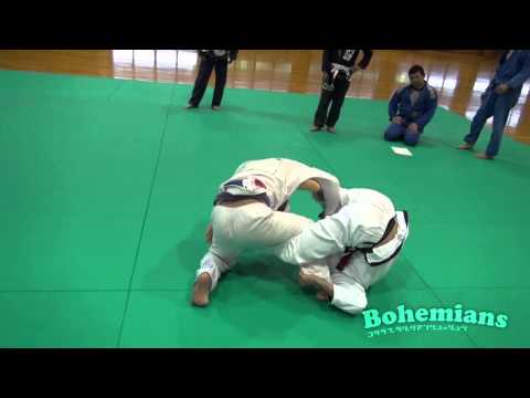 ラッソーガードからのインヴァーテッドDLR｜ブラジリアン柔術テクニック｜北九州市小倉北区のブラジリアン柔術道場ボヘミアンズ