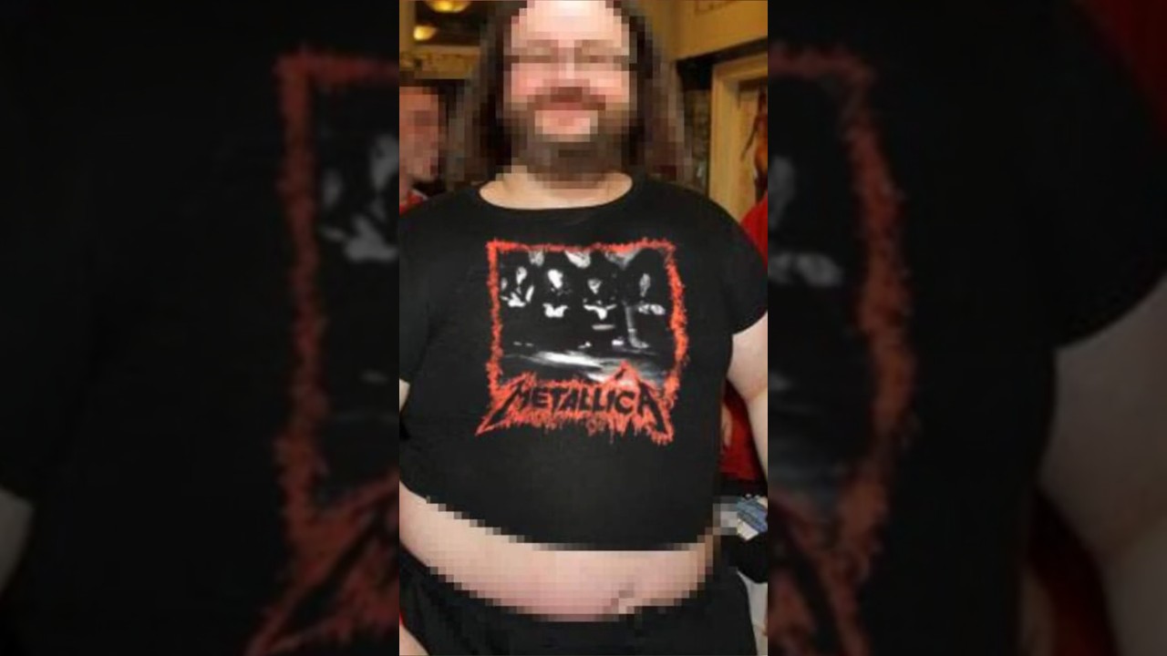 Chin! Rockerii trebuie să slăbească 50 kg ca să încapă în tricoul cu Metallica din liceu