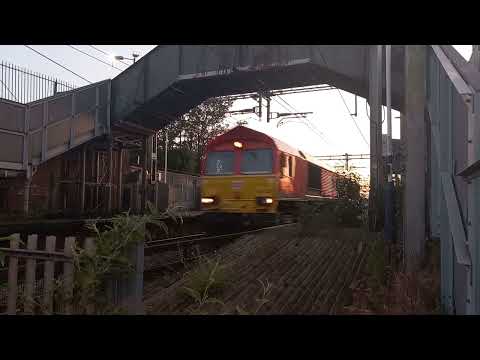 66120 4L56 at Grays 2108 (32 late) 20th June 2025