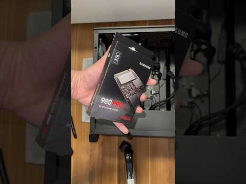 Upgrading my PC’s nvme drive to Samsung 980 PRO 2TB #shorts #upgrade #nvme #ssd