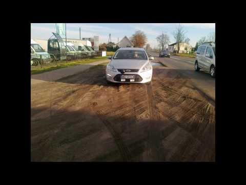 Mondeo z GITD złamało zakaz parkowania
