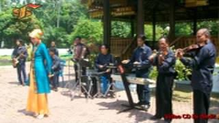 Download lagu Pusara Kasih with - personil Orkes elsurayya Ahmad Baqi tahun 2010 mp3