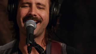 AM & Shawn Lee - Somebody Like You (Live on KEXP)