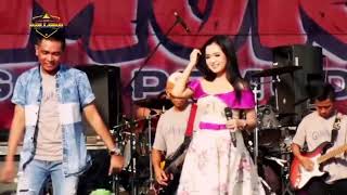 Download lagu YANG TERSAYANG // ELIS SANTIKA NEW PALLAPA ( LIVE MUSIC) mp3 Download lagu YANG TERSAYANG // ELIS SANTIKA NEW PALLAPA ( LIVE MUSIC) mp3