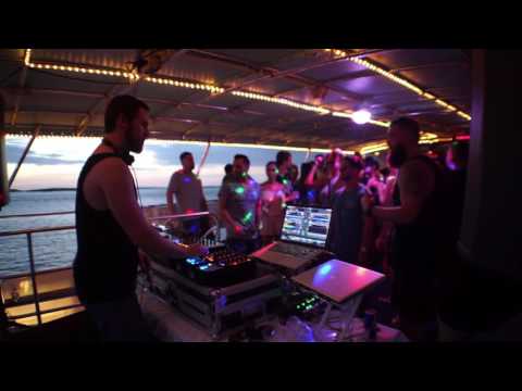 ARCHILA - LOCOMOTION BOAT PARTY (09-04-16)