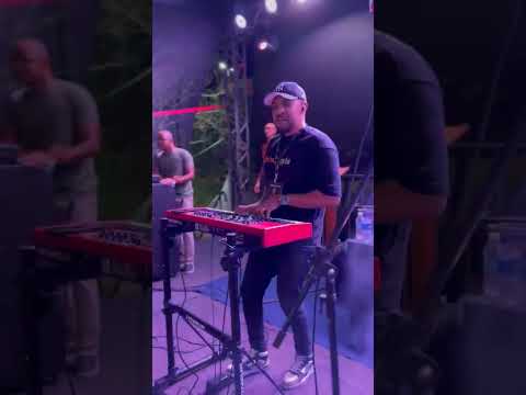 SHOW COM REBECA FREITAS - SALTO DA DIVISA - MG #drummer #shortsviral #drums #viral #groove