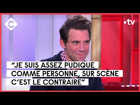 Ils voient la vie en rôles / Bêtes de scène - Le meilleur de C à Vous - 05/05/2023