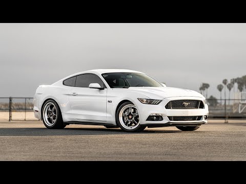 Smoke Break 💨 S550 Mustang 5.0 does burnouts in WELD Performance Ventura Wheels