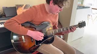 Video thumbnail for 1950 Gibson L-50 played by Oluf M. Egeblad @ Mojo Guitar by Vintage Guitars Mojoguitar