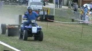 preview picture of video 'Quad Pulling - Trecker Treck Sontheim 2010'
