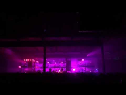 Valesuchi & Eli Iwasa @ D.G.T.L. (2)