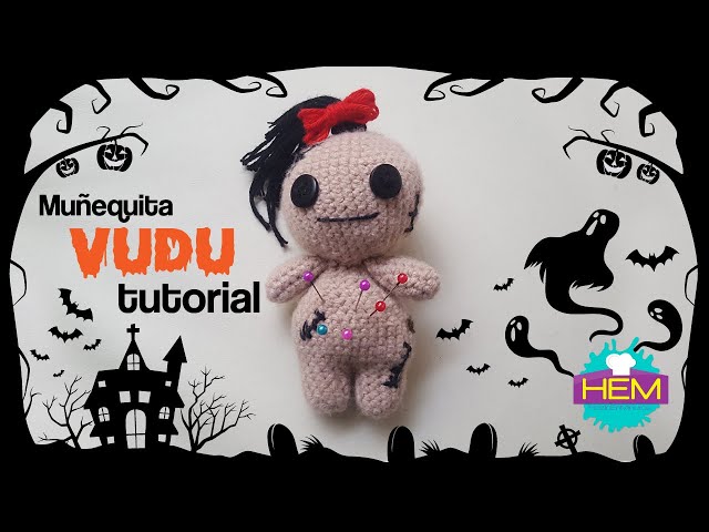Vídeo relacionado con TOYMIS Muñeca Voodoo Positiva, Divertido Regalo Antiestrés Ganchillo Muñeca Lazo Voodoo Negra Tejida con Alfileres Decoración Halloween para Adultos Amigos Compañeros Oficina Hogar Fiesta