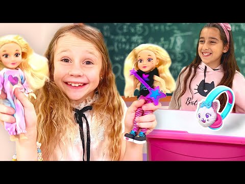 Nastya tries to make friends in a lower school. Funny story for kids