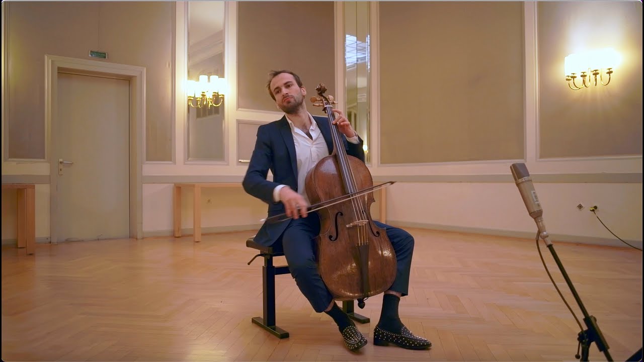 Bach - Cello Suite No. 4