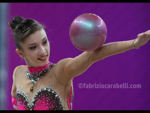 Andreea Verdes - Ball 2017 - Music