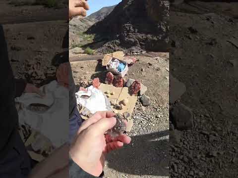 Ajándékot kaptunk egy útszéli árustól marokkóban, és nem is akármilyent.