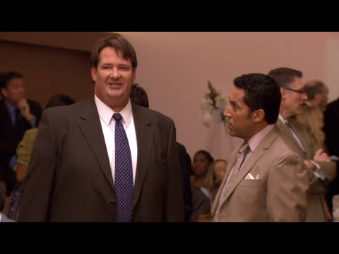 The Office - Kevin can't decide if he has time to pee