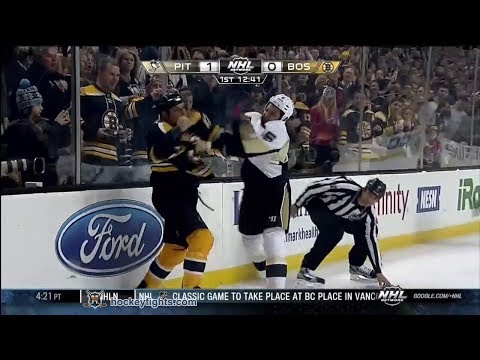 Deryk Engelland vs Milan Lucic Dec 7, 2013