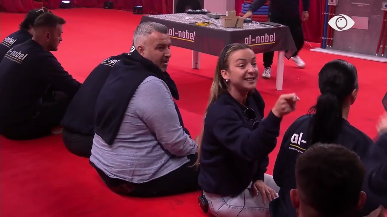 Si i thua një femre bastarde/ Vijon debati mes Rogertit dhe Selin, ndërhyn Juela