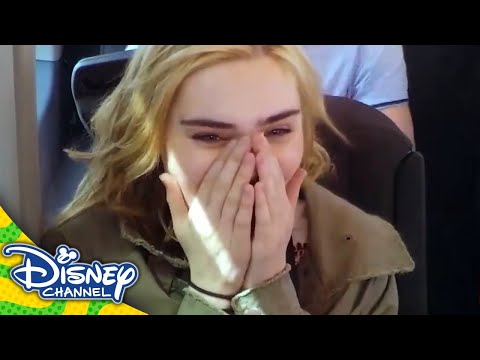 Z-O-M-B-I-E-S | Carpool ZOMBIE-OKE Sing Along! 🎶  | Disney Channel UK